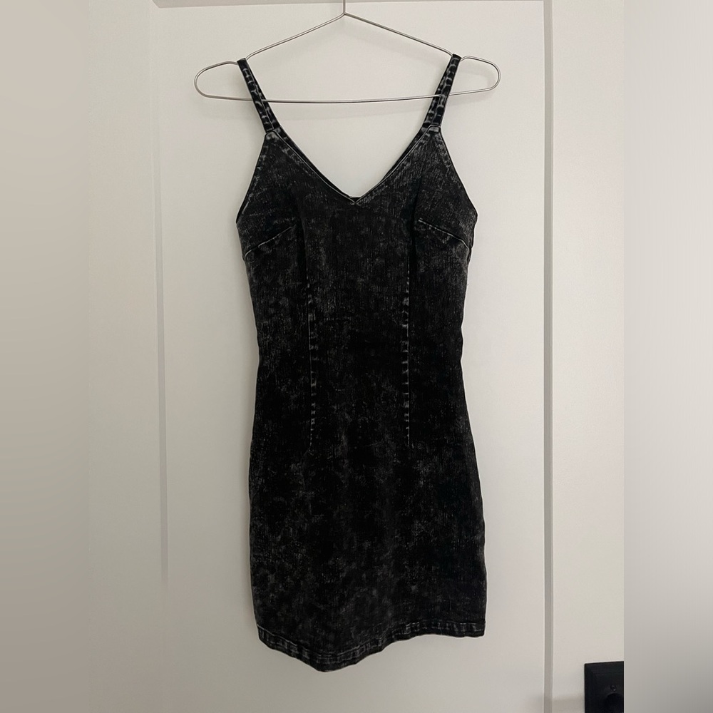 Black Denim Mini Dress Small Stretchy With Zipper On The Back V Neck